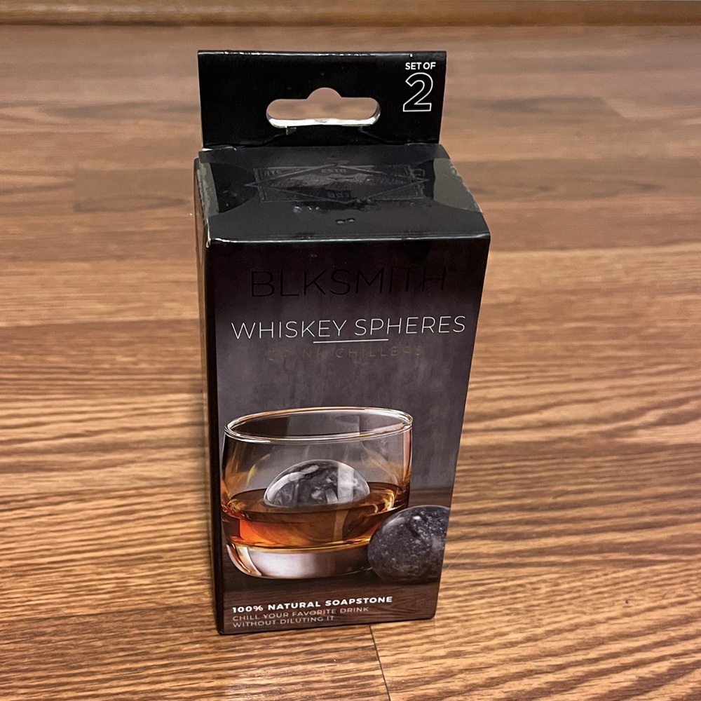 SMITH Black Whiskey Spheres Set